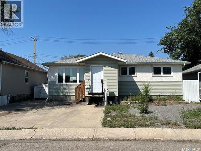 344 Wascana Street, Regina, SK, S4R 4H9 house for sale | Listing ID SK044701 | Royal LePage