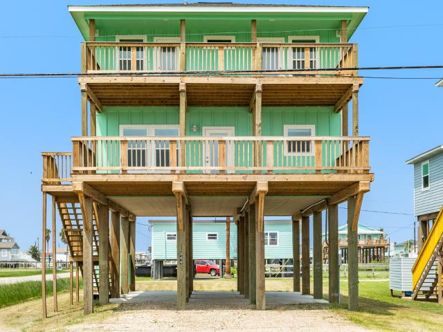344 Thunder Rd, Surfside Beach, TX 77541 | MLS #58867