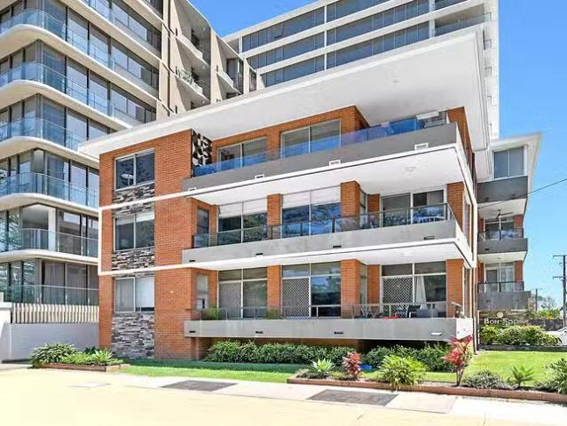 3/44 The Esplanade, Burleigh Heads, QLD 4220
