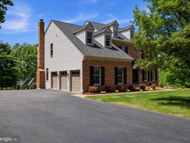 3454 Virginia Oaks Drive