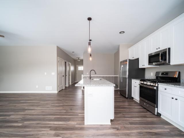 3456 N Bell School Road