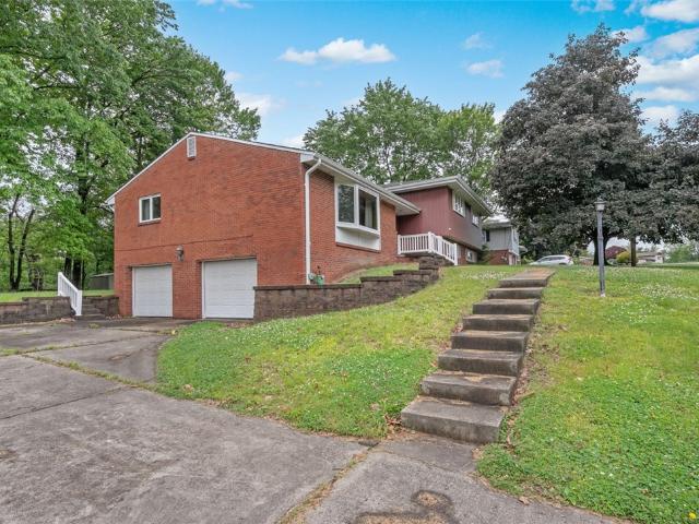 3450 Woodland Drive