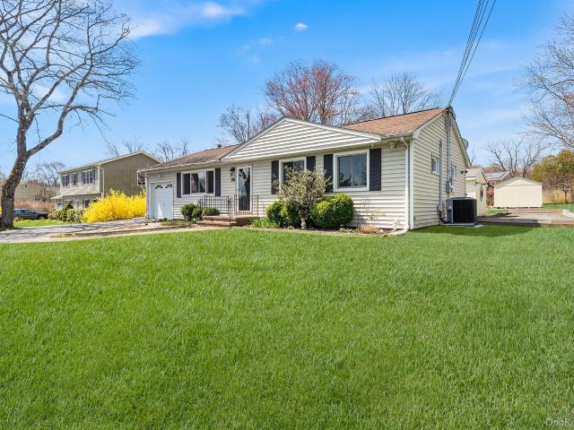 3453 Flanders Dr, Yorktown Heights, NY 10598 | MLS #986119