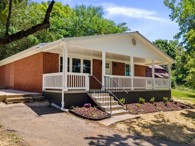 3453 Highway 39w
