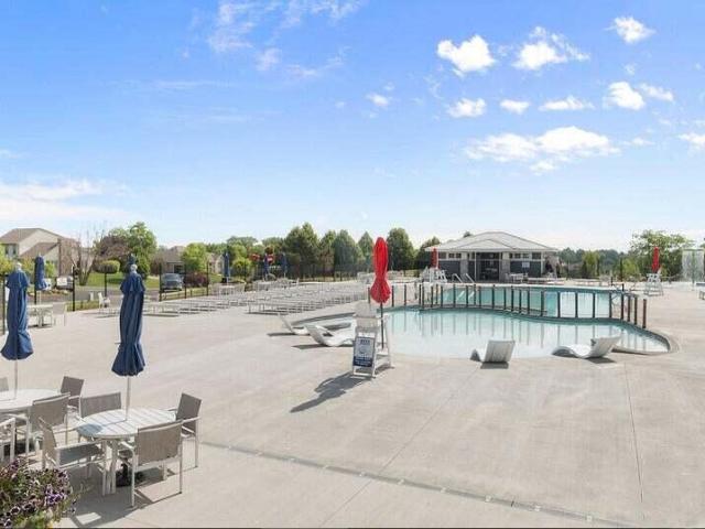 345 Foxwood Trl, Unit 34 09