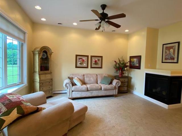 345 Kimballs Garden Circle