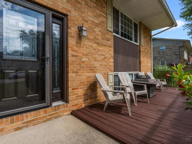 345 Harpwood Drive