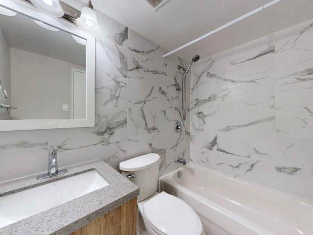 345 Merton Street Studio Apartment for Rent at 345 Merton St, Toronto, ON M4S 1B5 Davisville Village