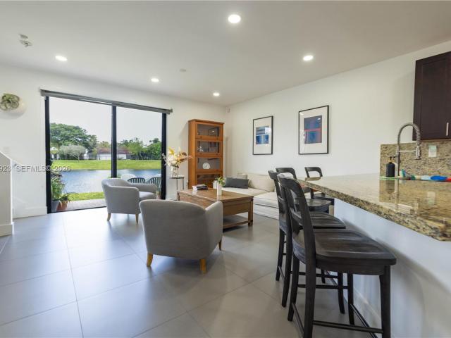 345 NE 194th Ln, Miami, FL 33179 | MLS #A12005