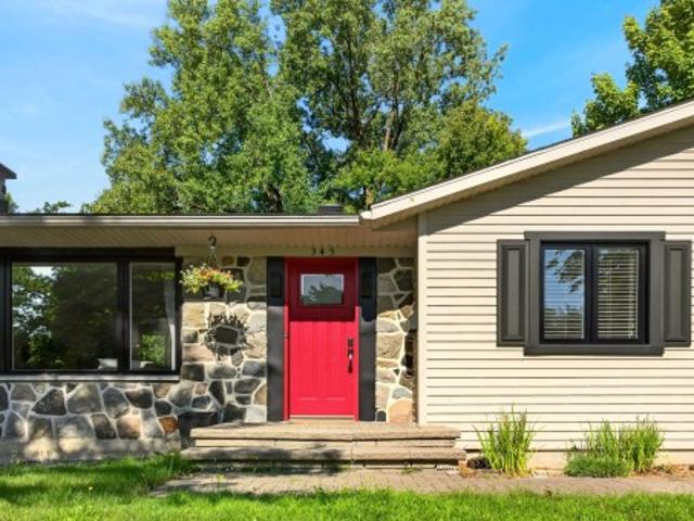 345 Rue Des Peupliers, Saint Bruno De Montarville, QC, J3V 2M2 house for sale | Listing ID 26947 | Royal LePage