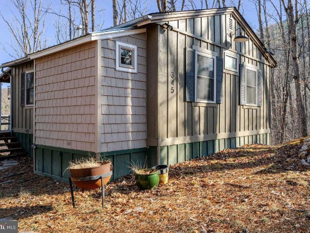 345 Wildwood Ln, Shenandoah, VA 22849 | MLS #VAPA2006