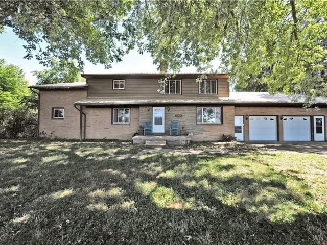 3467 Hickman Rd, Eden, NY 14057