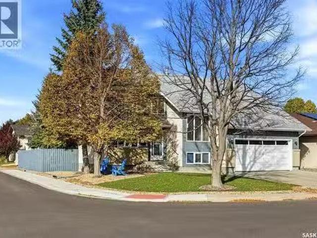 3467 Phaneuf Crescent E, Regina, SK, S4V 1V1 house for sale.