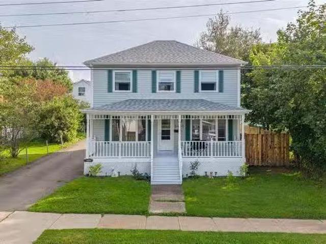 3460 Ellsworth Avenue, New Waterford, NS, B1H 2G3 house for.