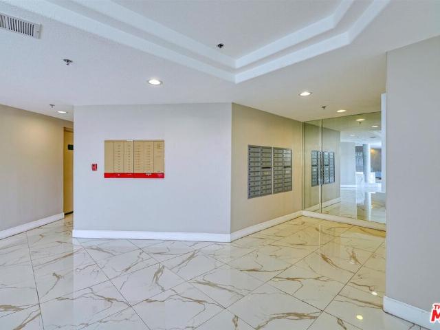 3460 S Centinela Ave, Unit 403, Los Angeles, CA 90066 | MLS #26650