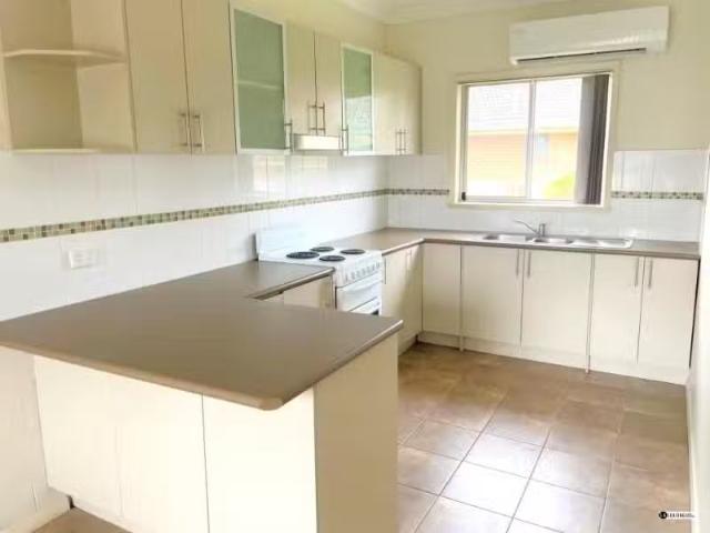 3/461 Douglas Road, Lavington Apartment for rent Listed by Pr.