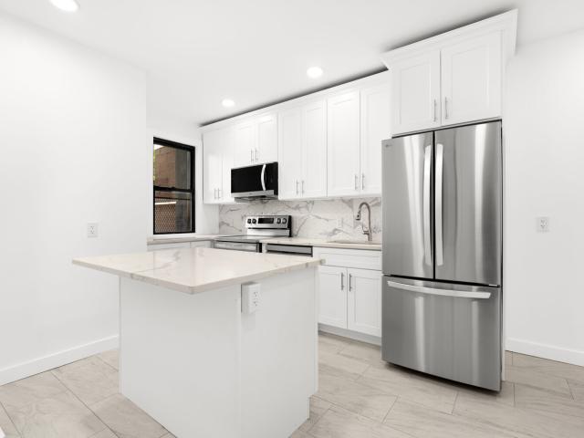 346 E 53RD Street