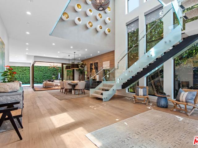 346 N Laurel Avenue