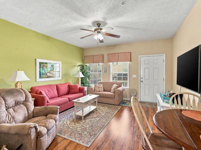 346 Sailors Ct. 203