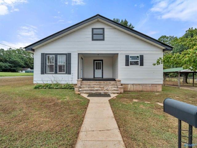 346 School St, Valley Head, AL 35989