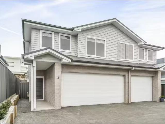 3/46 Raleigh Street, Albion Park Townhouse for rent Listed by.