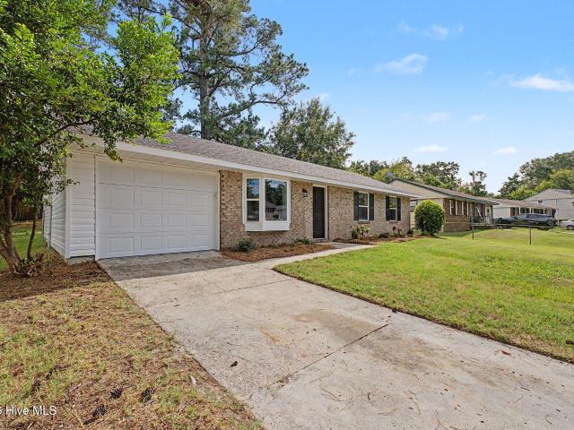 3471 Jonathan Circle