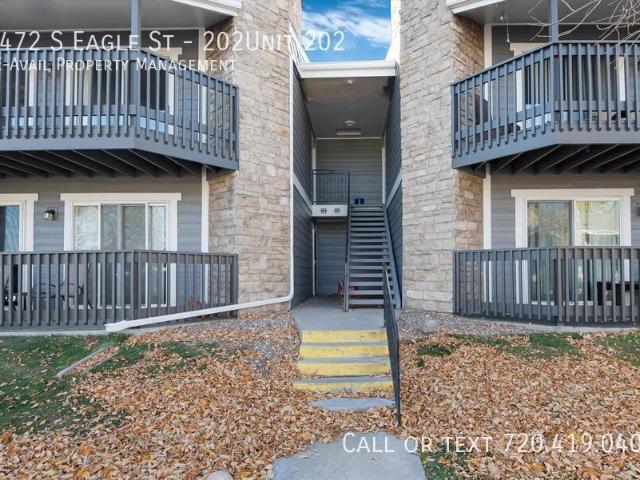 3472 S Eagle St, 2 beds, 2 full baths