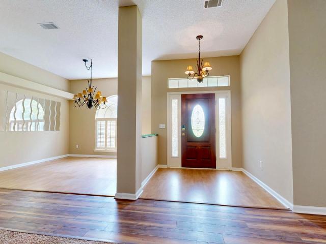 3473 Robin Ridge