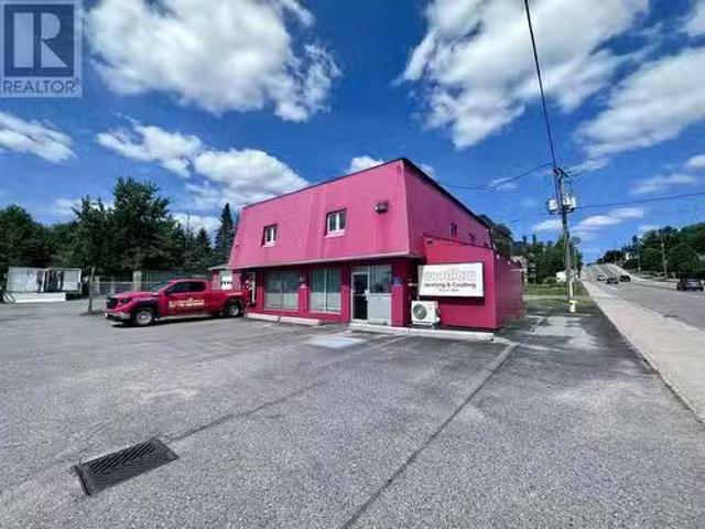 347 Lake St, Sault Ste. Marie, ON, P6B 3K7 commercial for sa.