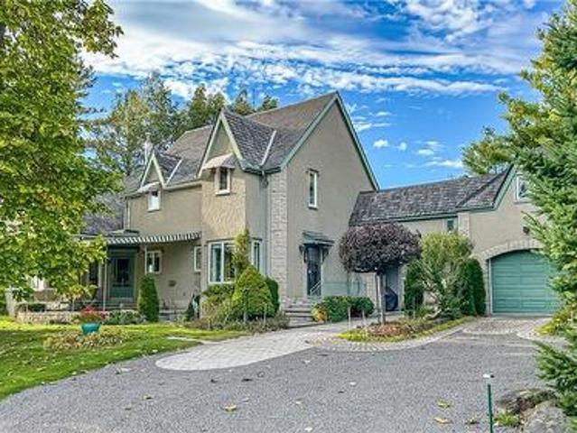 347 Lynden Road, Lynden, ON, L0R 1T0 Luxury House for sale | Listing ID 40865 | Royal LePage Carriage Trade Luxury Properties