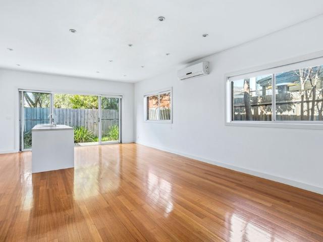 3/47 Stenhouse Avenue, Brooklyn, VIC, 3012