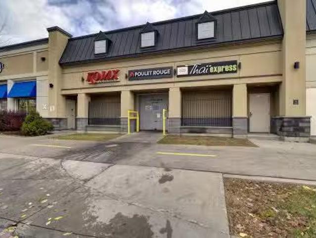 3484 Av. Des Grandes Tourelles, Boisbriand, QC, J7H 0A2 comm.