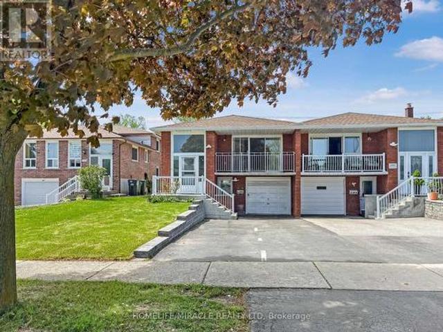3485 Oakglade Crescent, Mississauga, ON, L5C 1X4 house for sale | Listing ID W13015 | Royal LePage