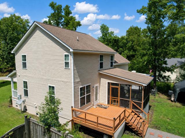 3485 Walter Drive