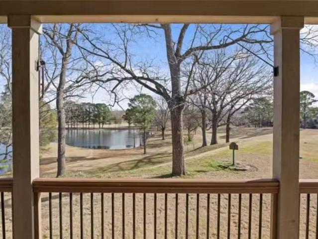 3480 N GREENBRIAR DR, FAYETTEVILLE, AR 72703