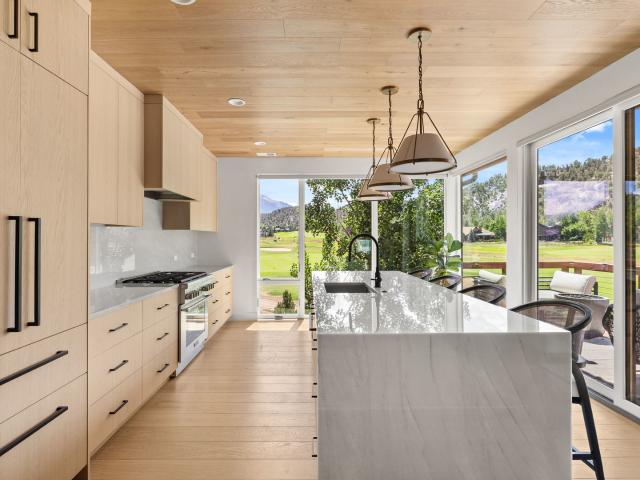 3480 Crystal Bridge Drive