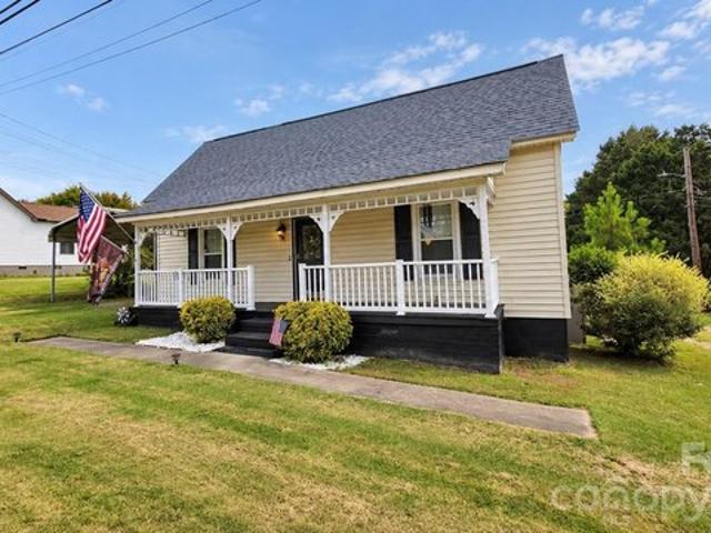 3481 Roberta Rd, Concord, NC 28027