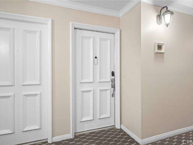 3481 Stancrest Drive 206