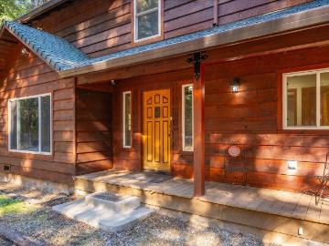 34820 Emigrant Trail