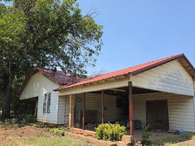 3482 N Highway 287, Henrietta, TX 76365