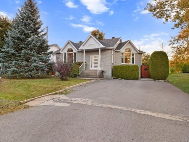 3482 Ch. De La Rivière Cachée, Boisbriand, QC, J7E 4H4 house for lease | Listing ID 24833 | Royal LePage