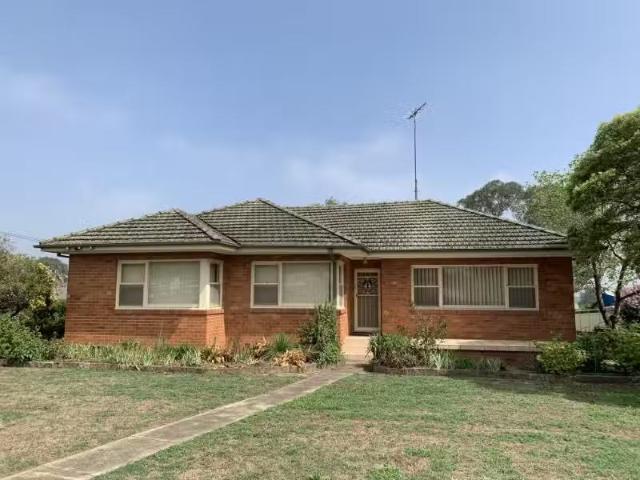 348 Castlereagh Rd, AGNES BANKS House for rent Listed by Char.
