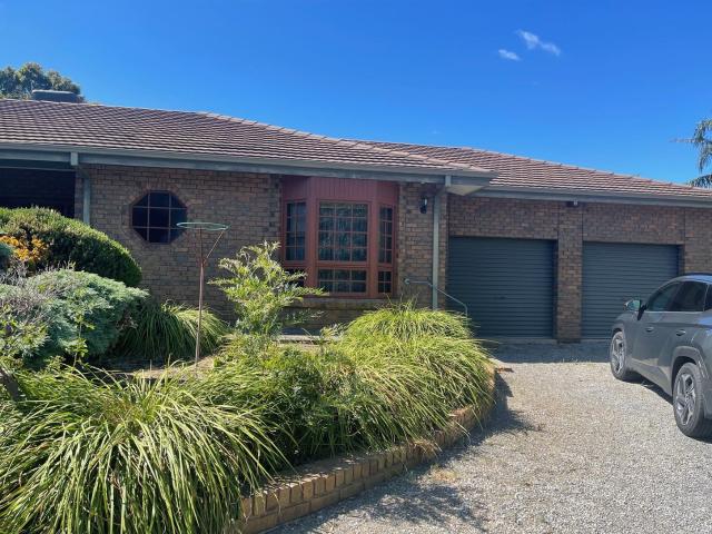 348 Gorge Road, ATHELSTONE, SA 5076