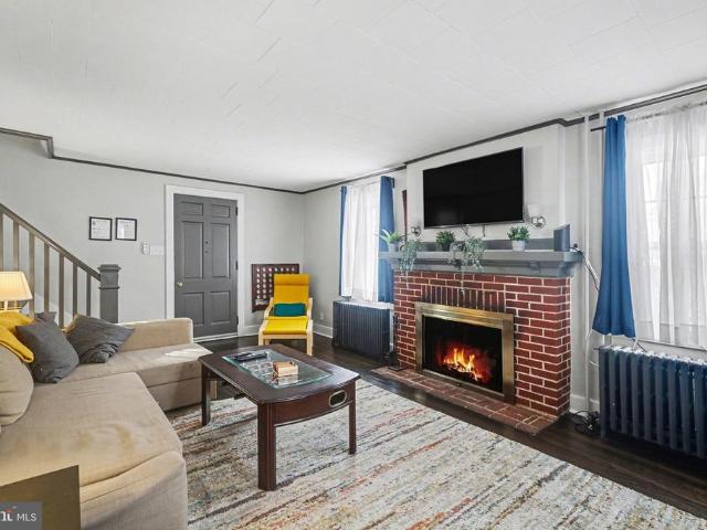 348 E Derry Road