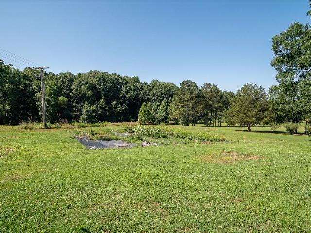 348 McGraw Cir
