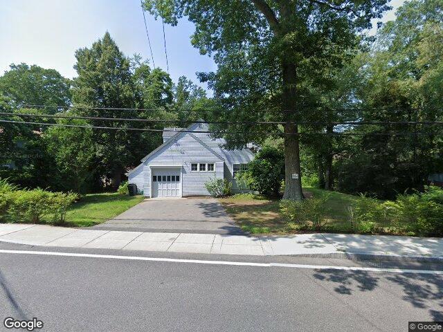 348 Nayatt Rd, Barrington, RI 02806