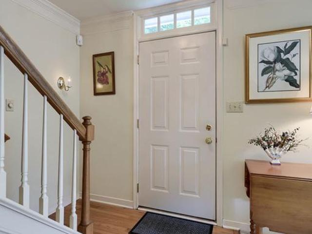 348 Squire Lane
