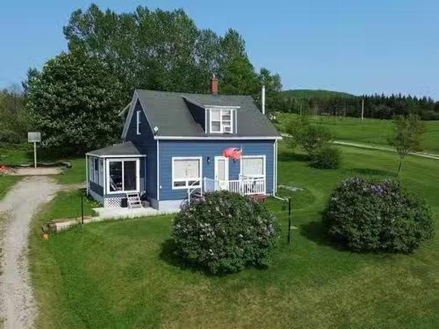 3498 Highway 395, East Lake Ainslie, NS, B0E 3M0 house for s.