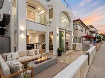 3490 Bayside Walk A