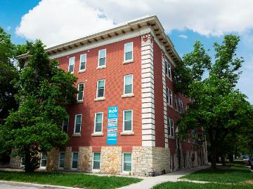 349/351 Daly Street One Bedroom Suite Type B [object Promise] for Rent